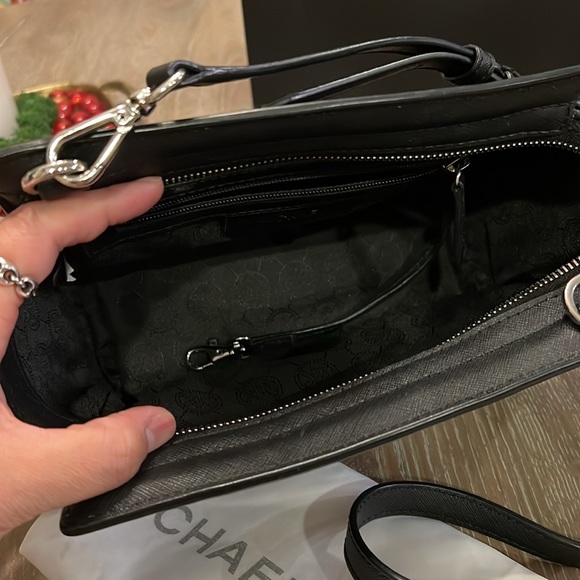 Micheal Kors studded shoulder bag - Picture 2 of 7